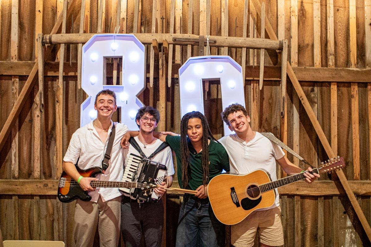 All four BTN musicians together with their instruments.